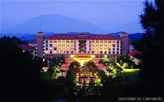 Merryland Resort Guilin Buitenkant foto