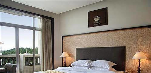 Merryland Resort Guilin Buitenkant foto